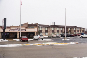 Отель The Ridge Motor Inn  Портедж